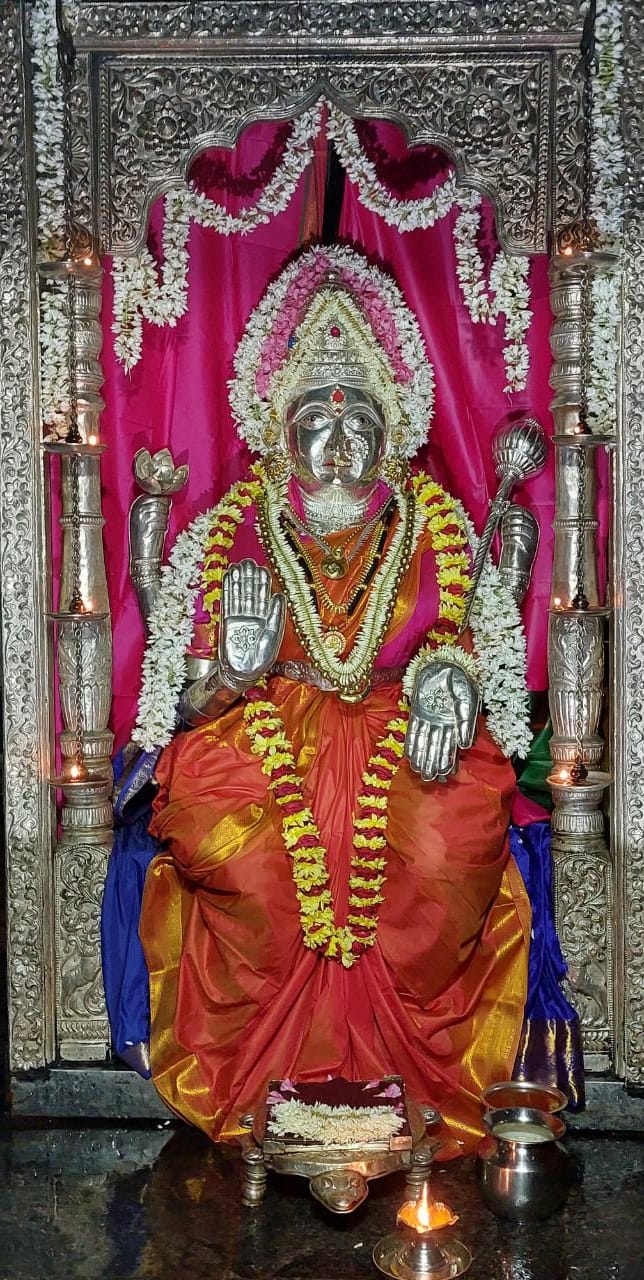 Mangaladevi Daily Darshan 29th June 2022