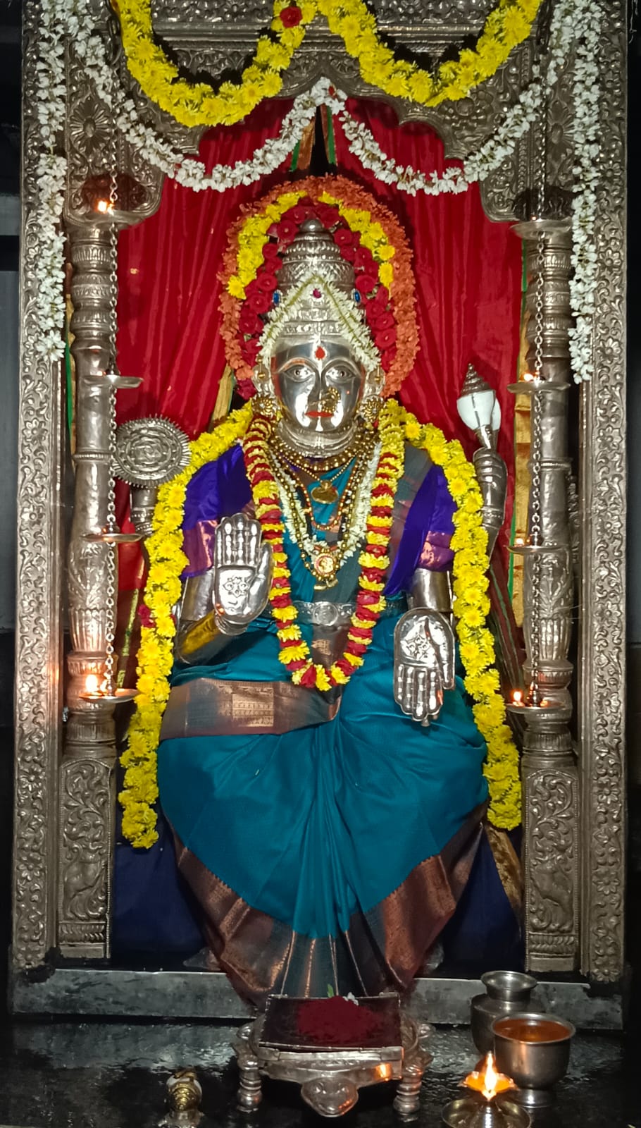 Mangaladevi Daily Darshan 09 August 2023