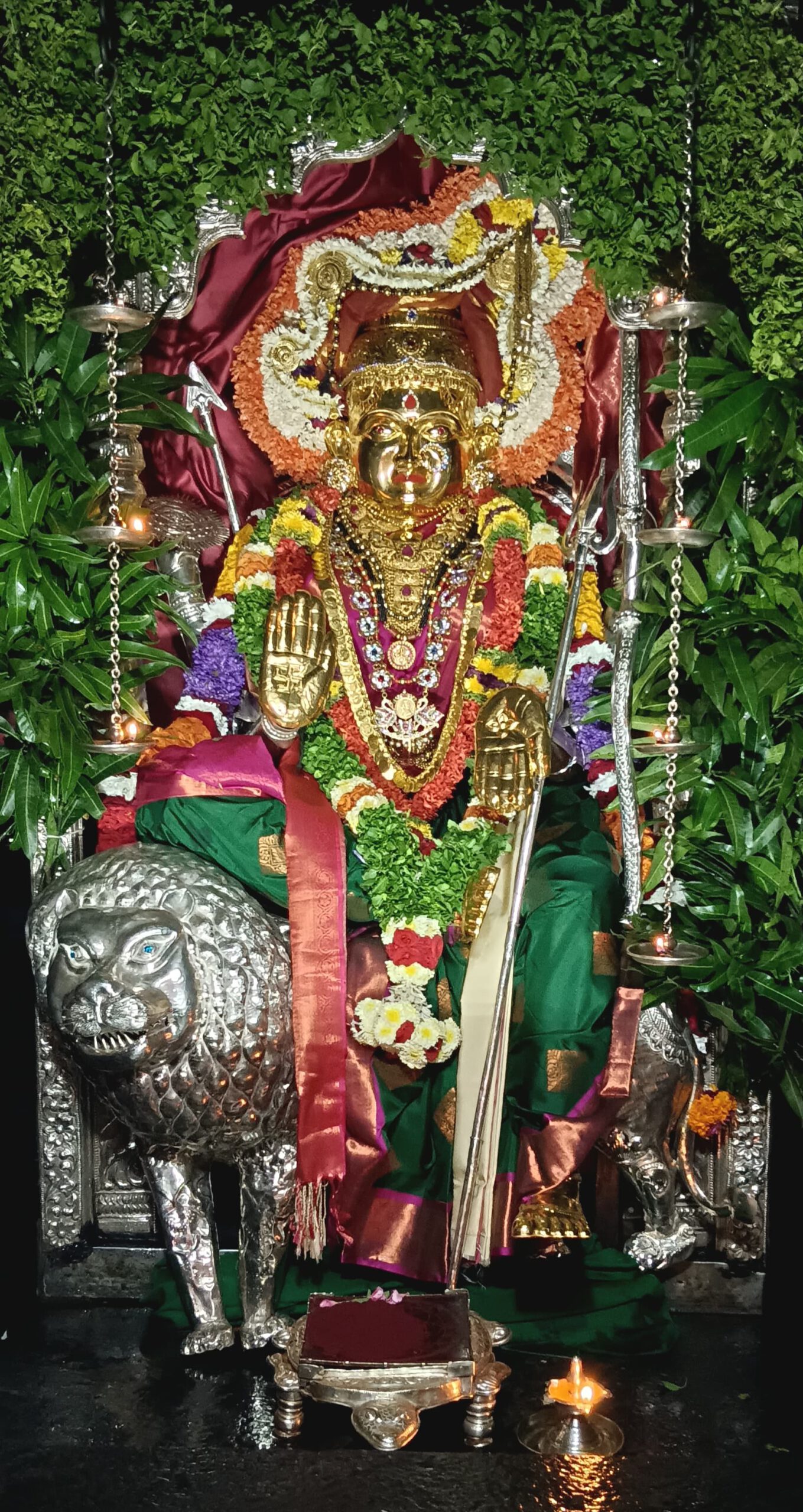 Mangaladevi Daily Darshan 19 October 2023