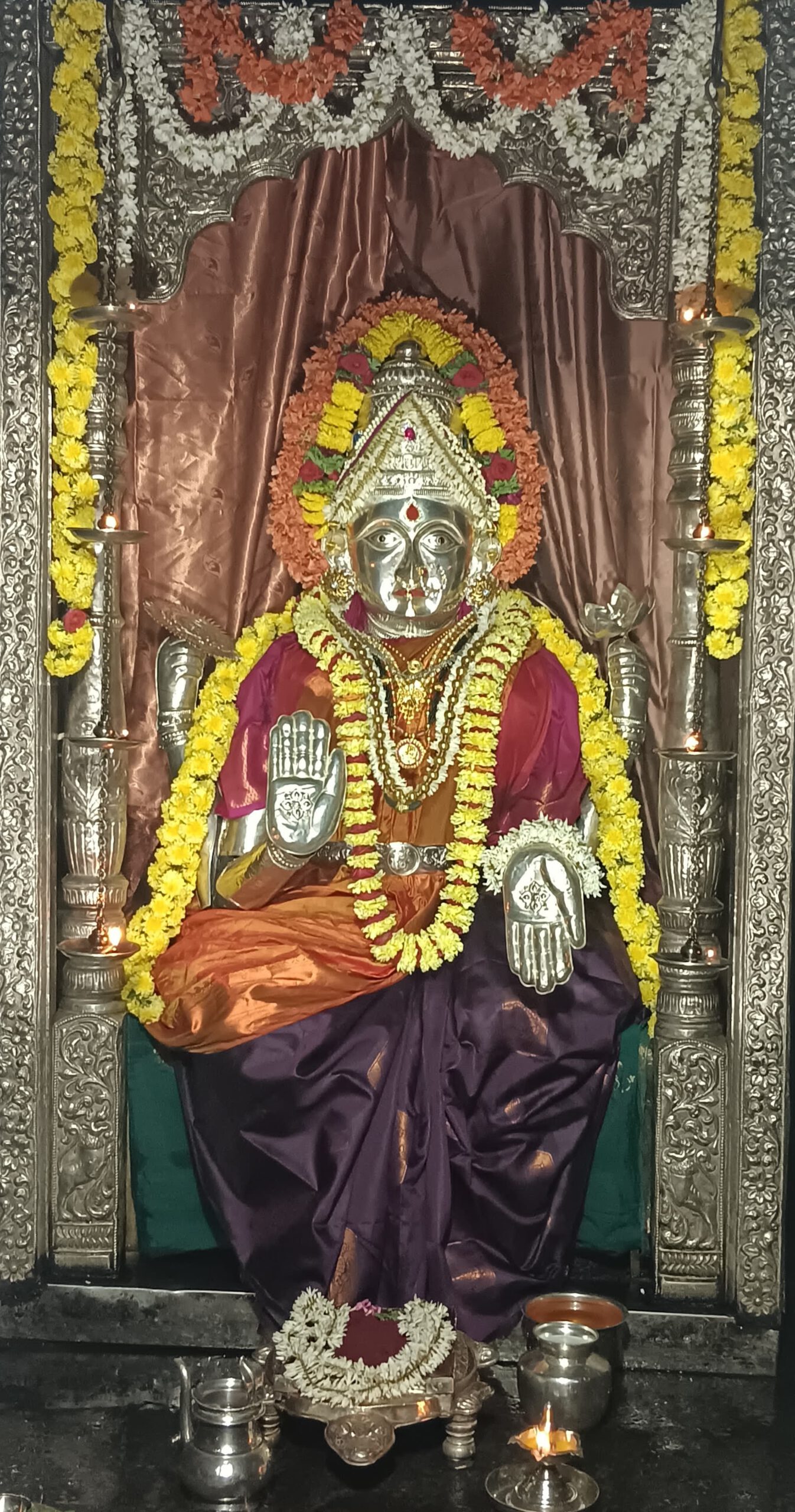 Mangaladevi Daily Darshan 25 November 2023