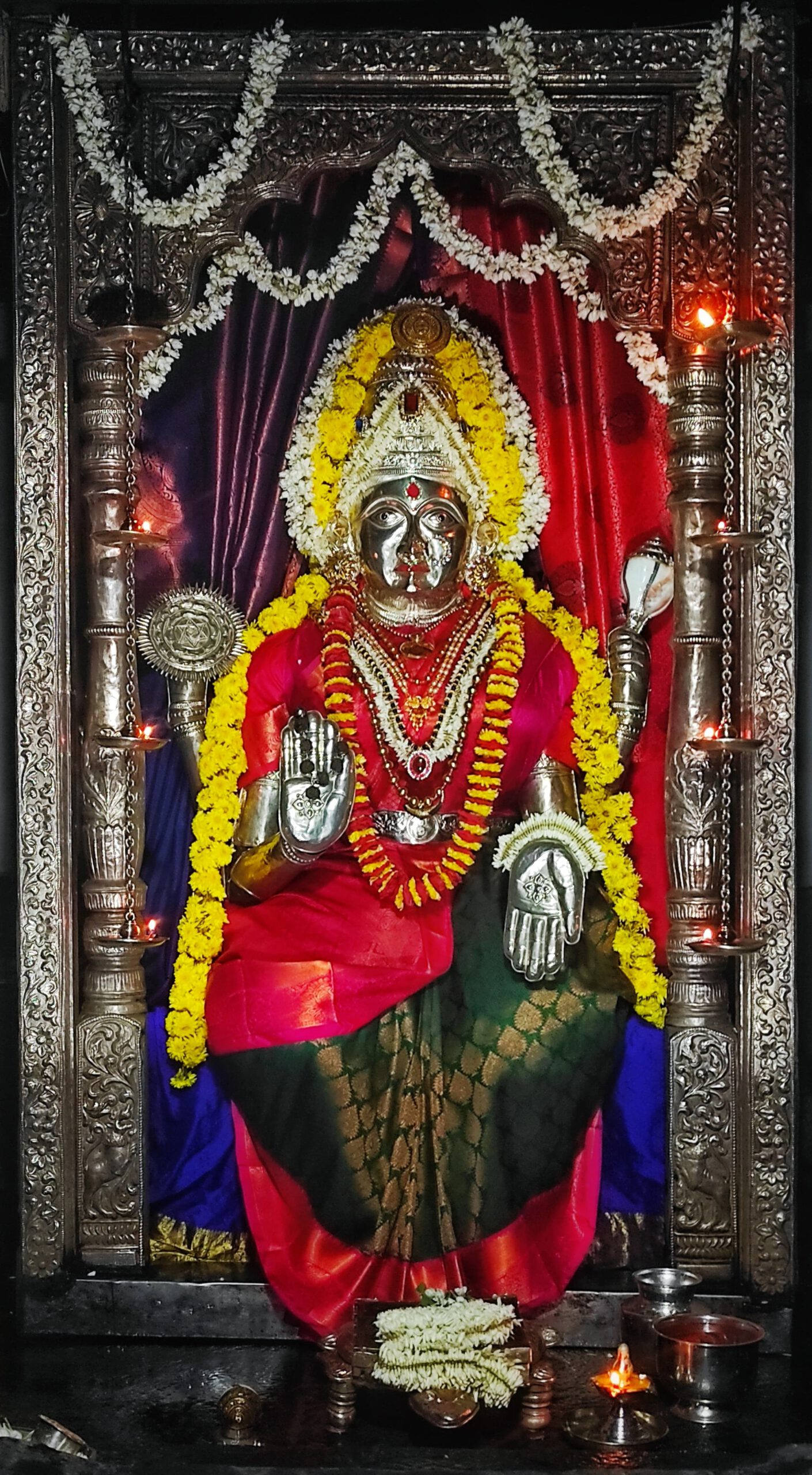 Mangaladevi Daily Darshan 11 December 2023