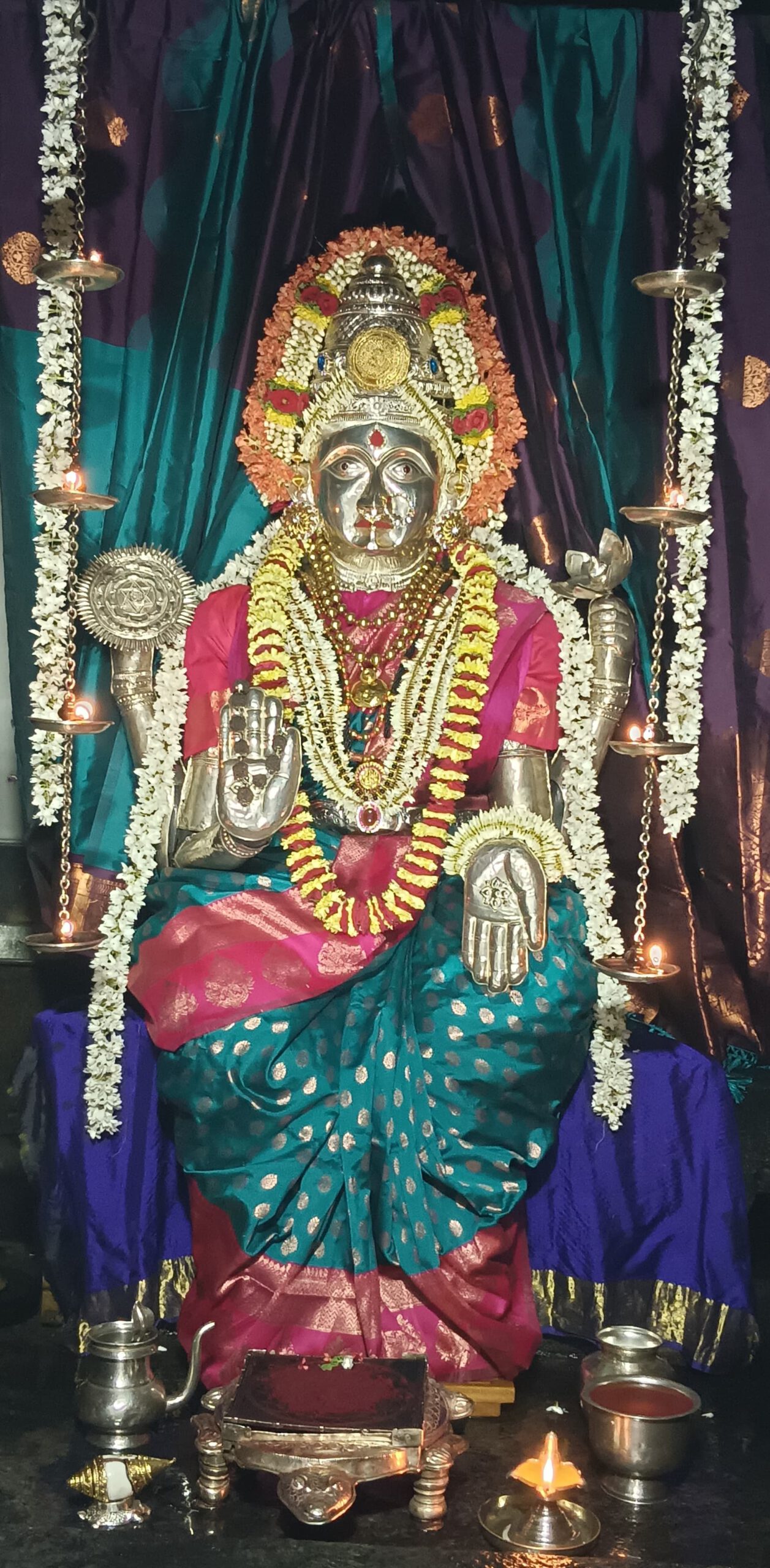 Mangaladevi Daily Darshan 16 December 2023