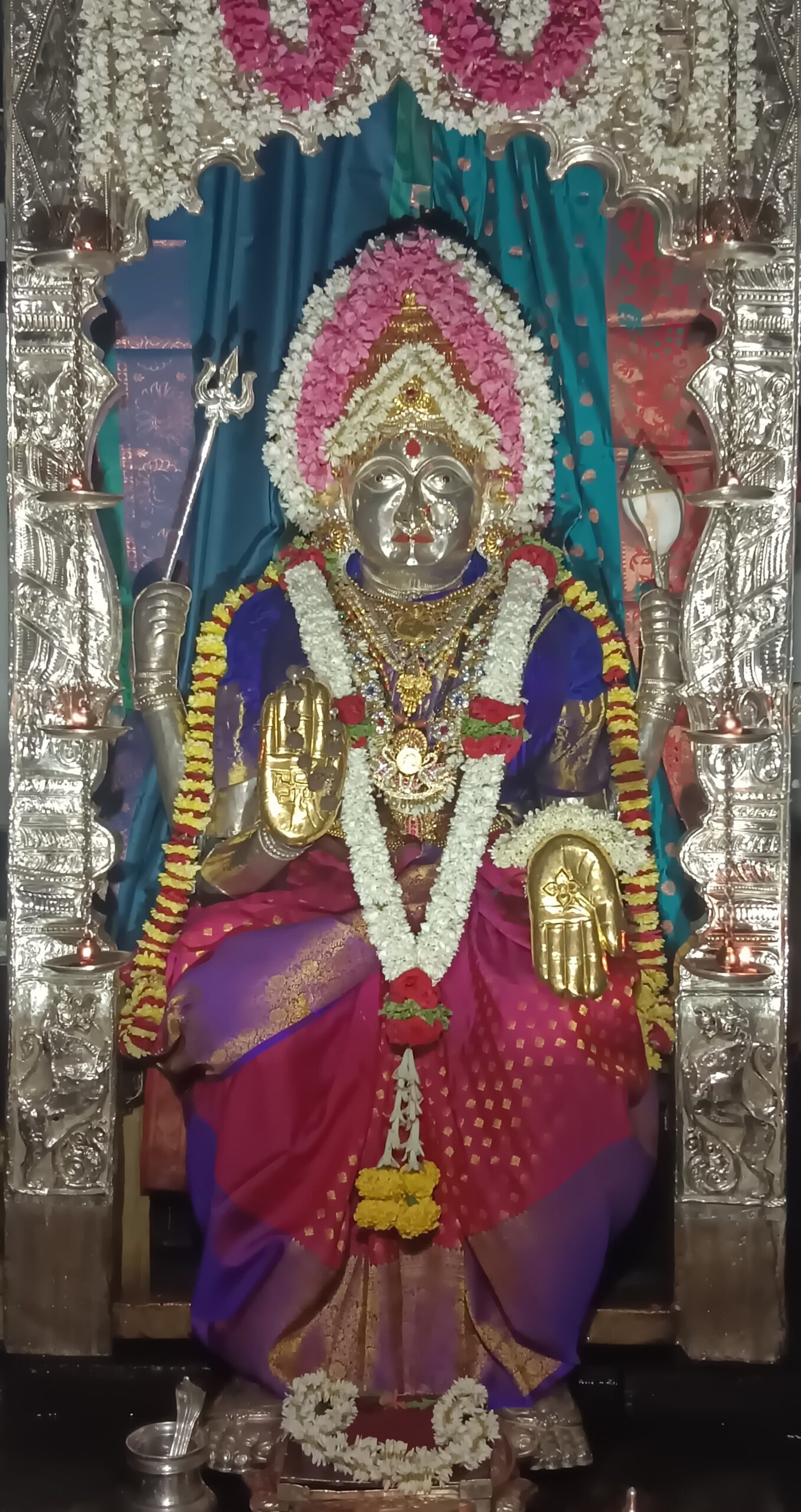 Mangaladevi Daily Darshan 26 December 2023