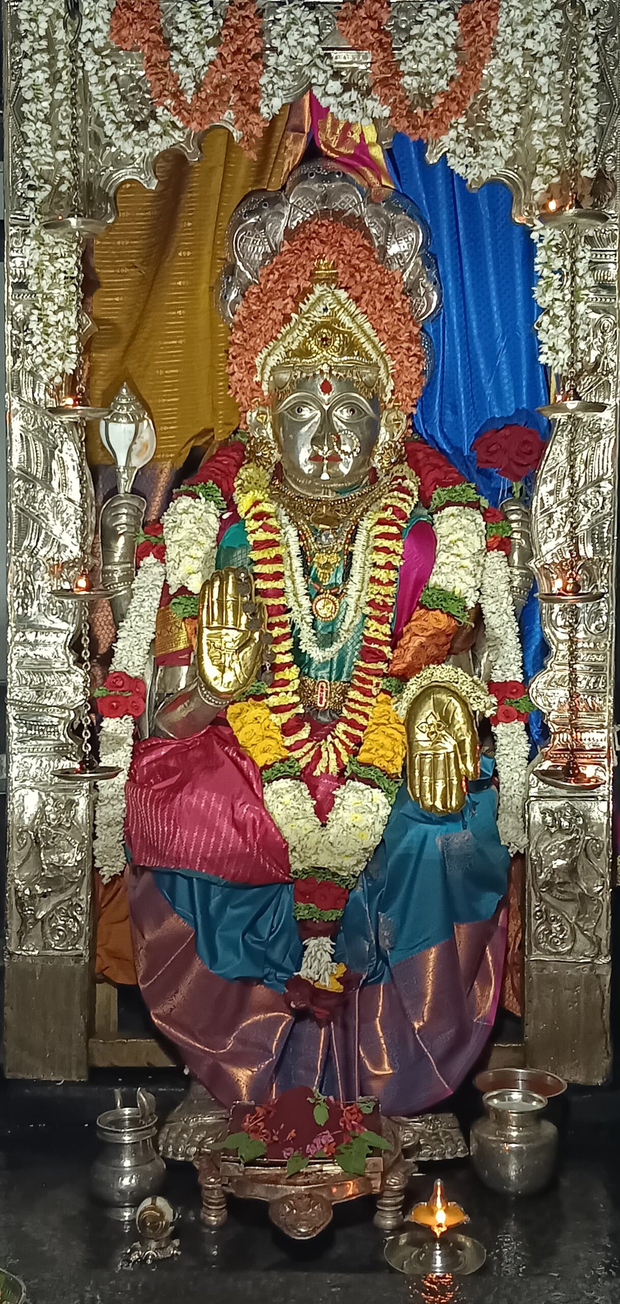 Mangaladevi Daily Darshan 01 January 2024