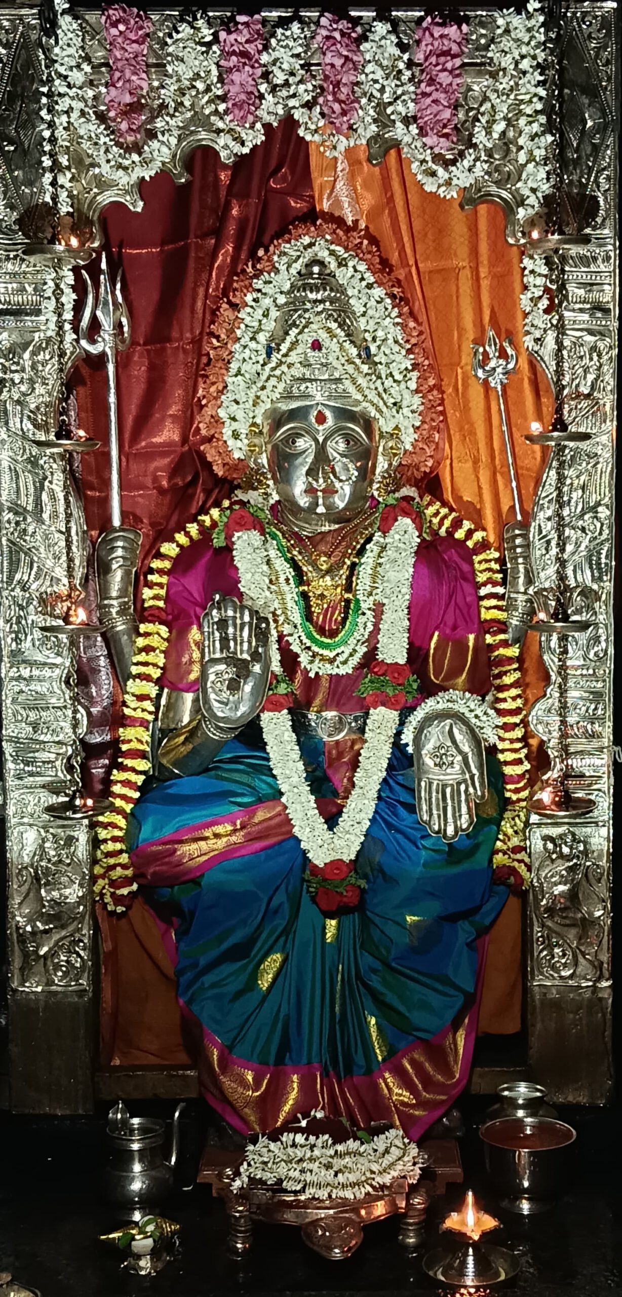 Mangaladevi Daily Darshan 10 January 2024