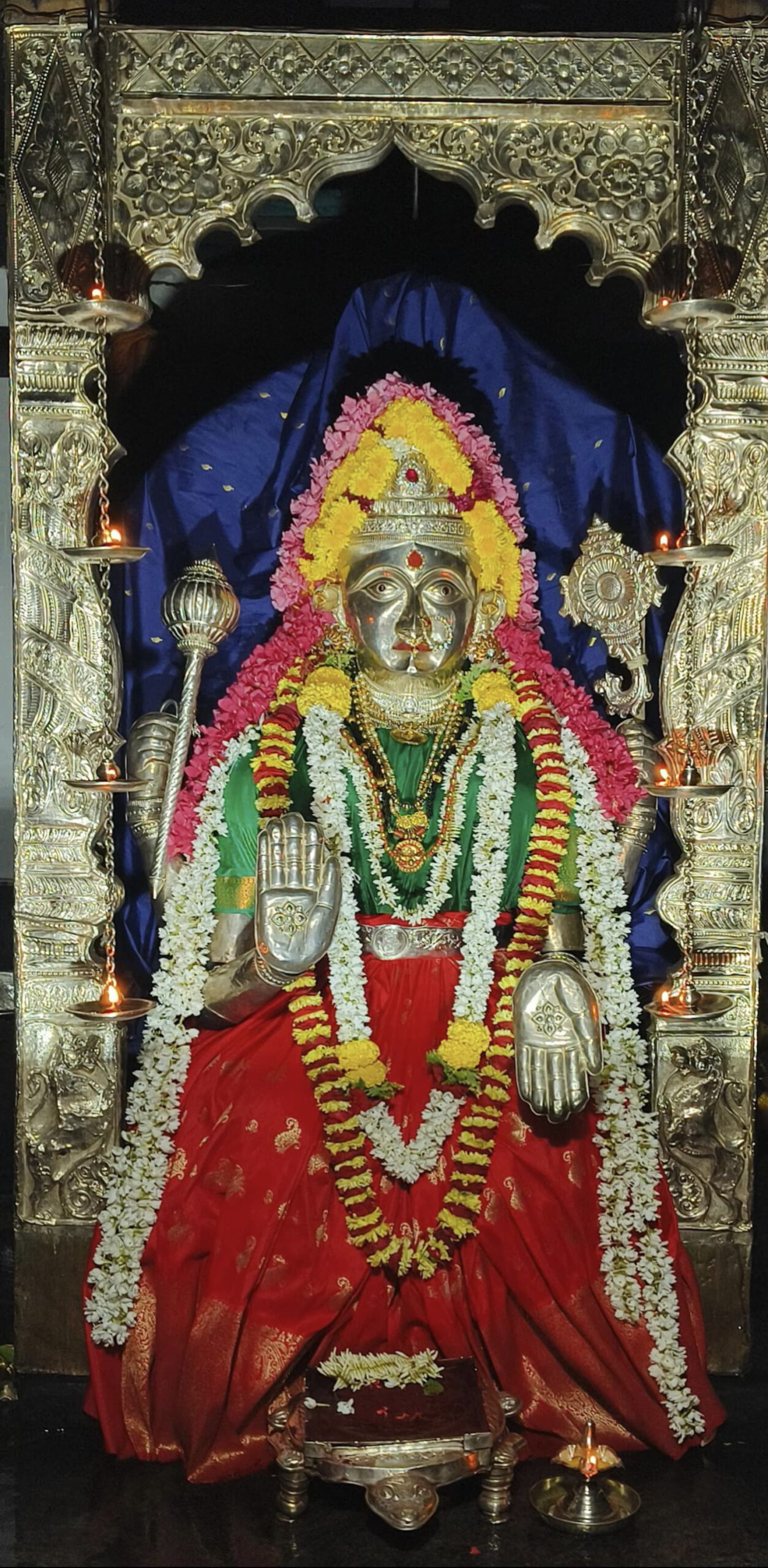 Mangaladevi Daily Darshan 18 January 2024