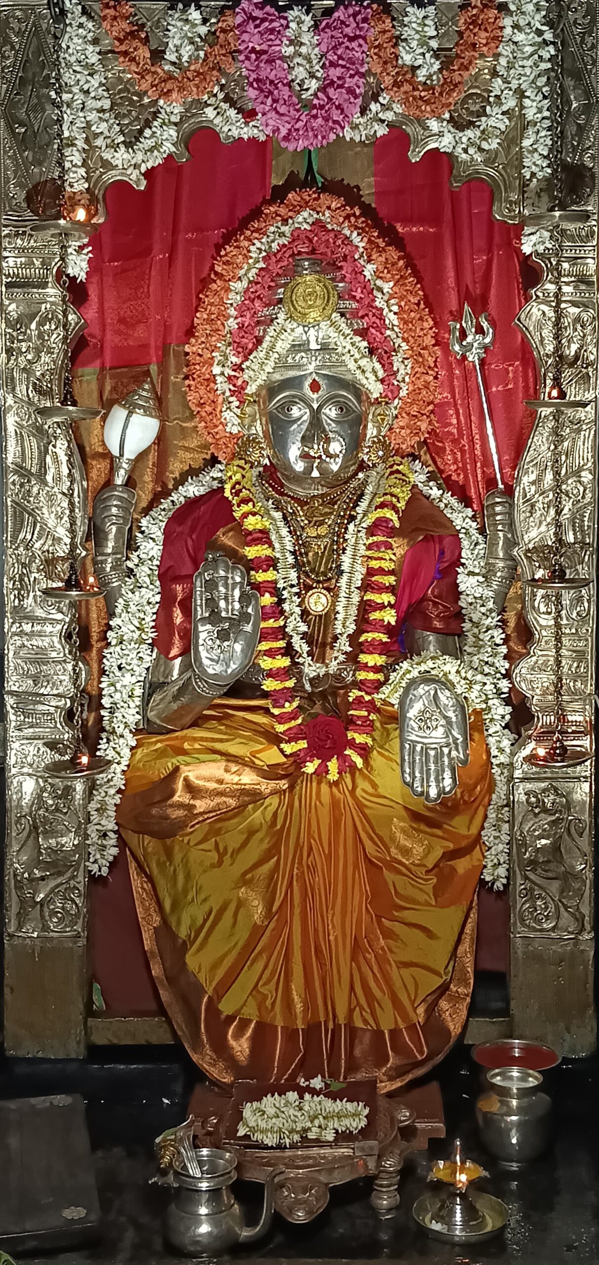 Mangaladevi Daily Darshan 28 February 2024