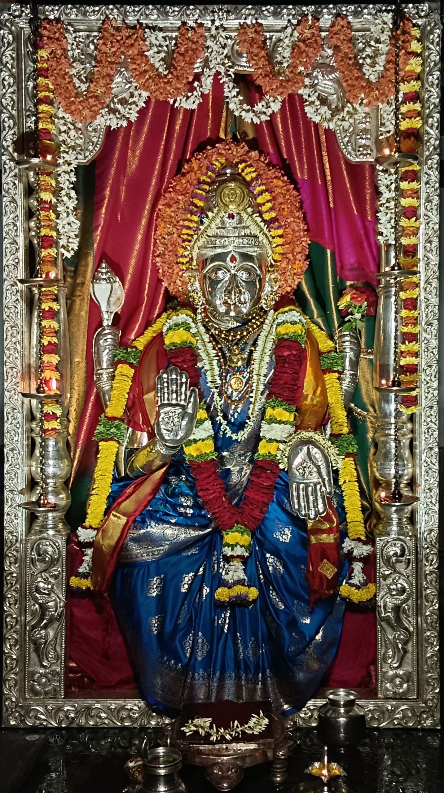 Mangaladevi Daily Darshan 18 April 2024