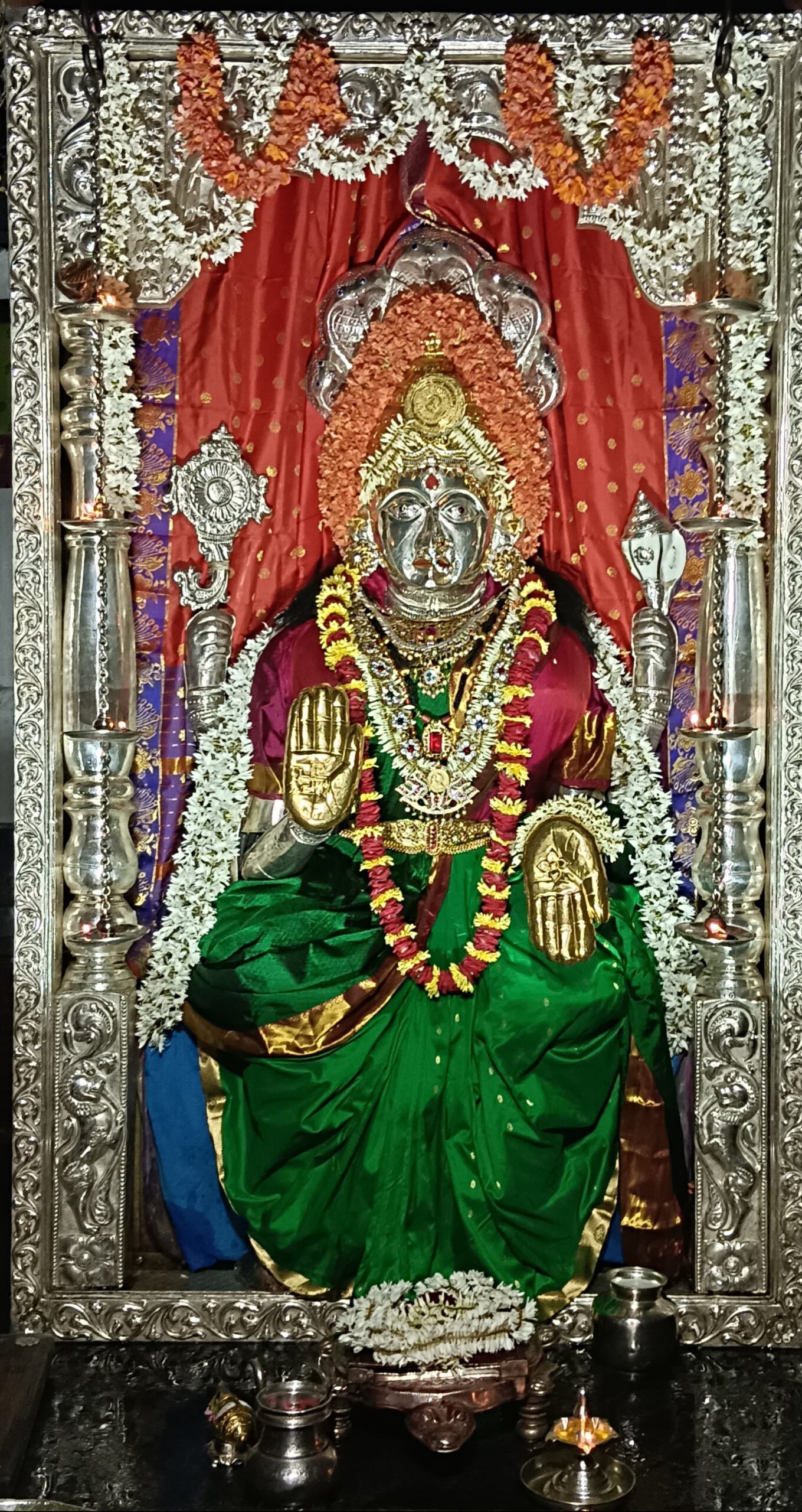 Mangaladevi Daily Darshan 30 April 2024