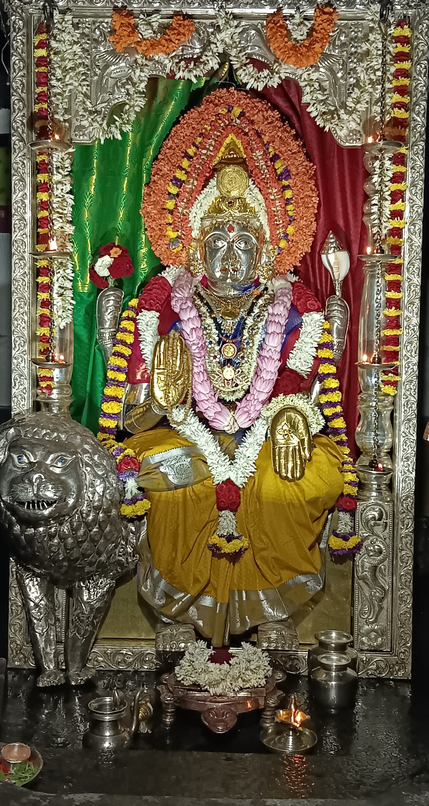 Mangaladevi Daily Darshan 03 May 2024