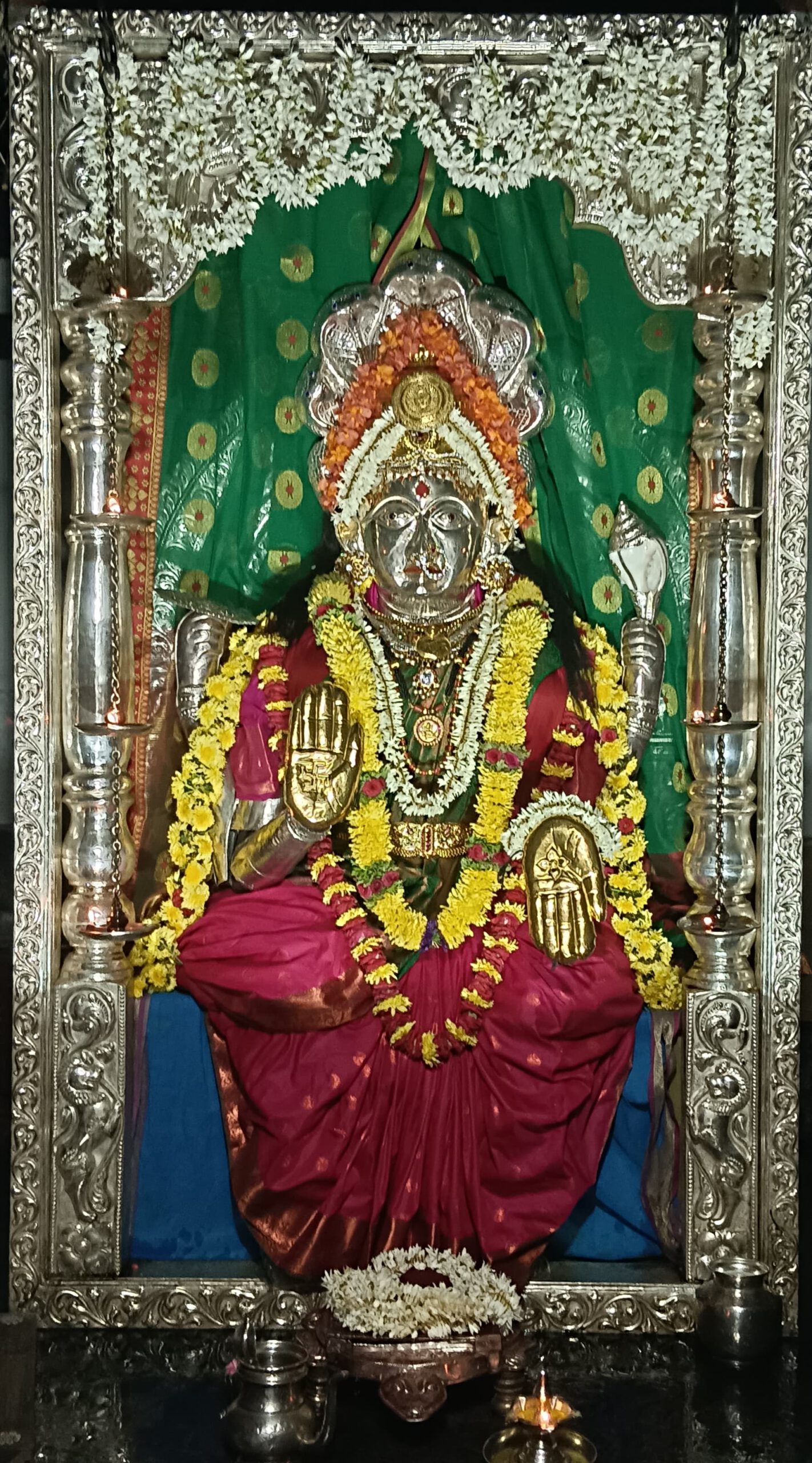 Mangaladevi Daily Darshan 12 May 2024