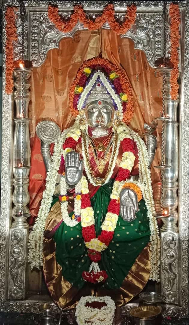 Mangaladevi Daily Darshan 18 May 2024