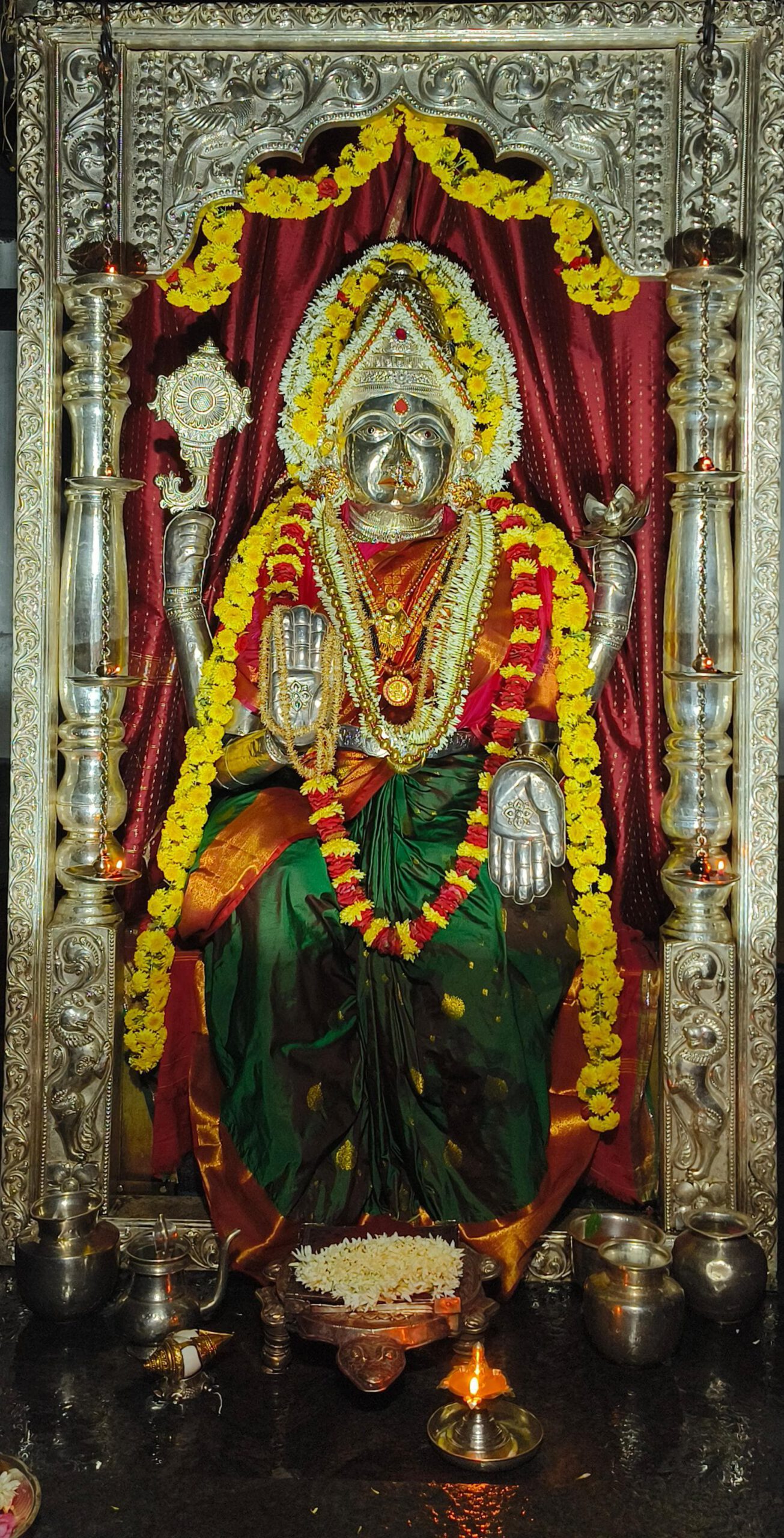 Mangaladevi Daily Darshan 23 May 2024