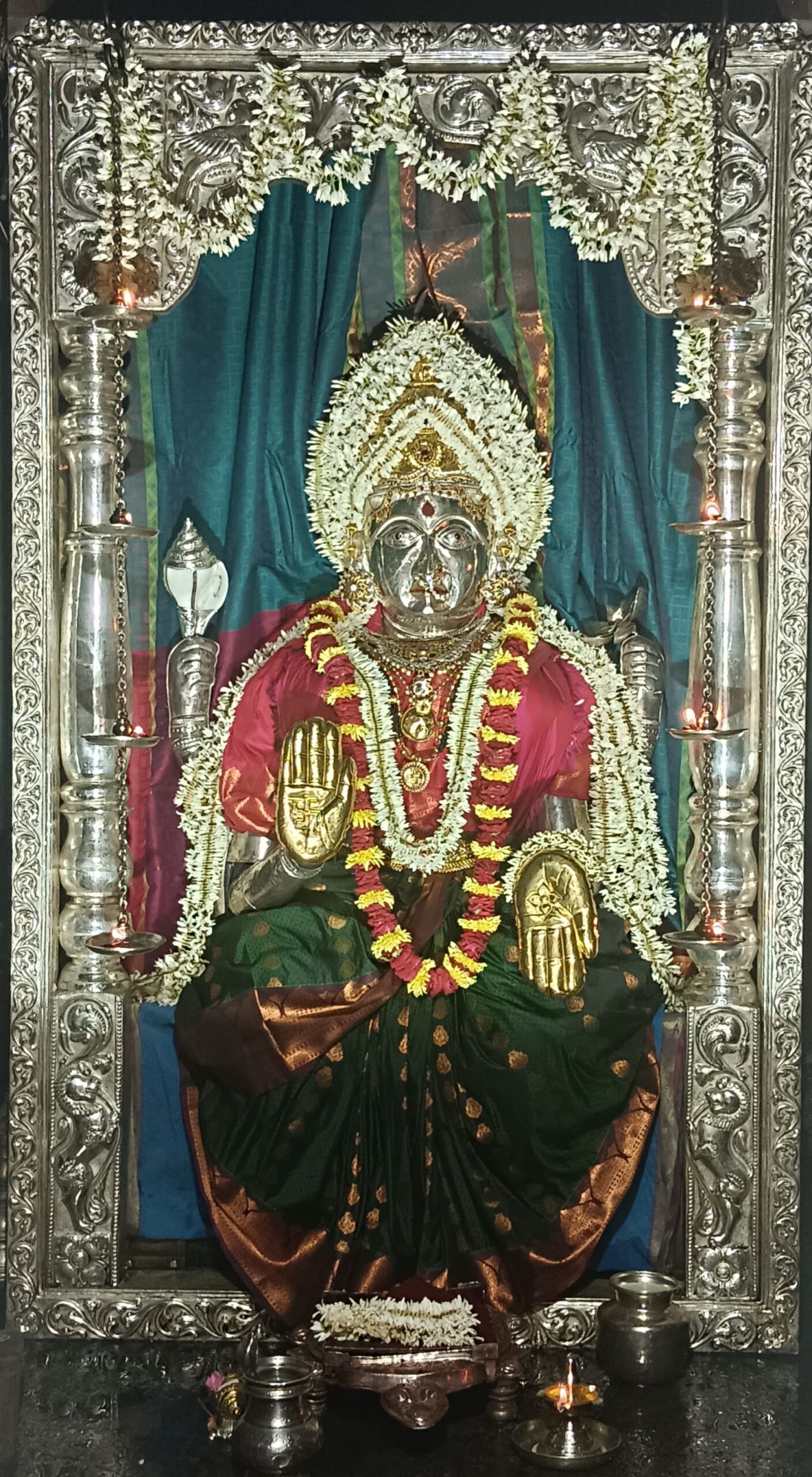 Mangaladevi Daily Darshan 04 June 2024