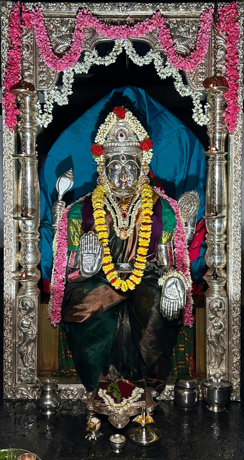 Mangaladevi Daily Darshan 26 October 2024