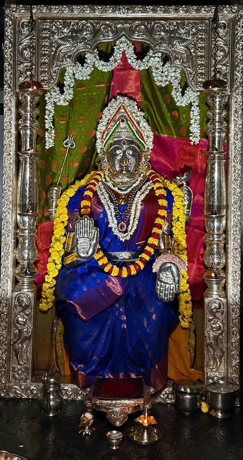 Mangaladevi Daily Darshan 09 November 2024