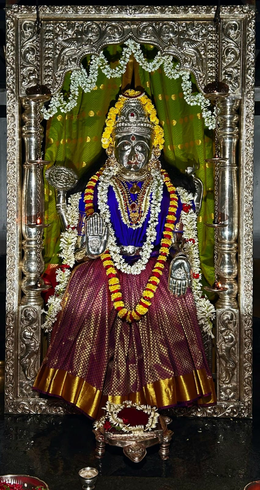 Mangaladevi Daily Darshan 11 November 2024