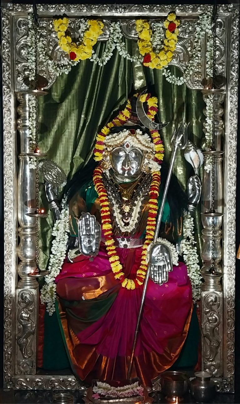 Mangaladevi Daily Darshan 18 November 2024