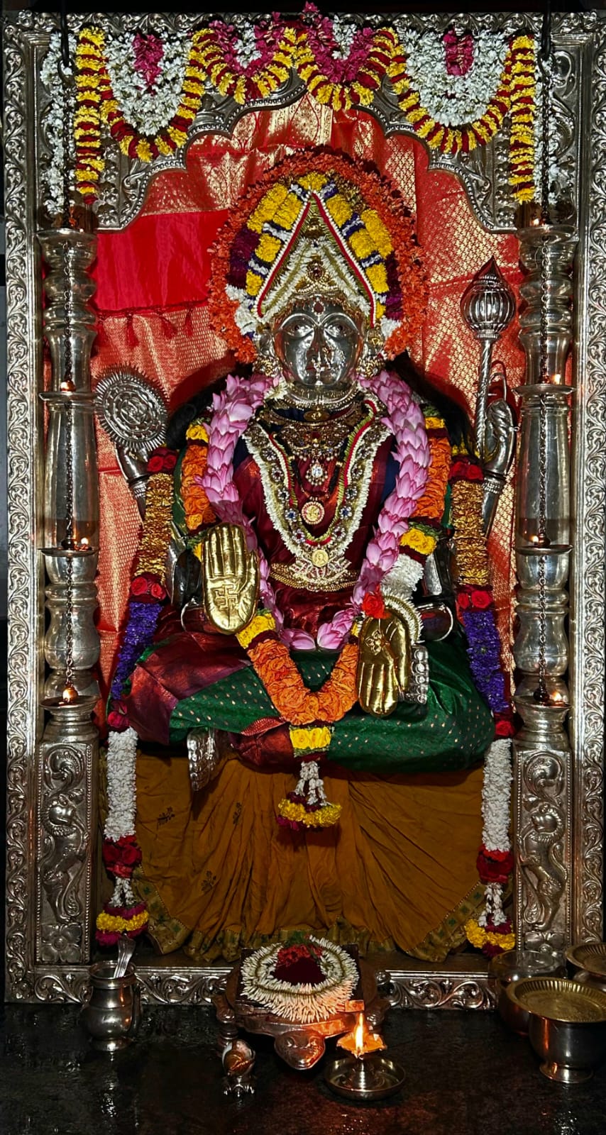 Mangaladevi Daily Darshan 29 November 2024