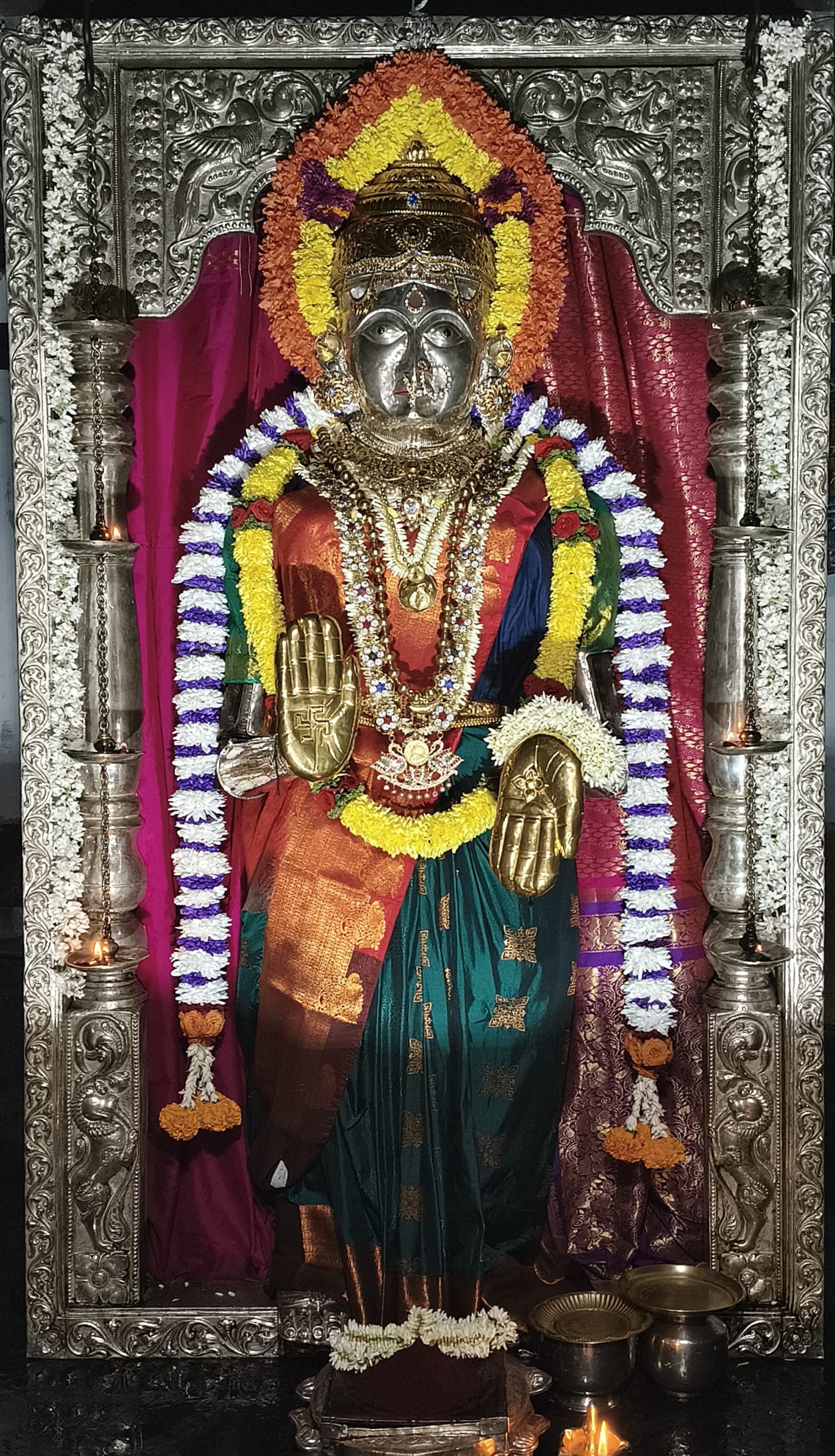 Mangaladevi Daily Darshan 01 December 2024